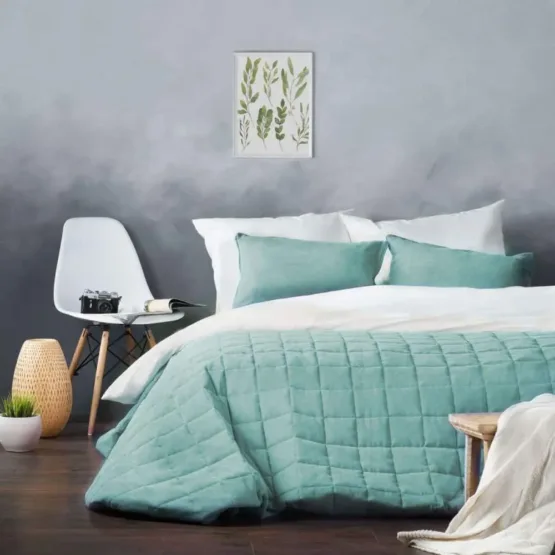 Покрывало на кровать Софт (Латур) 250Х270 небесно-голубой